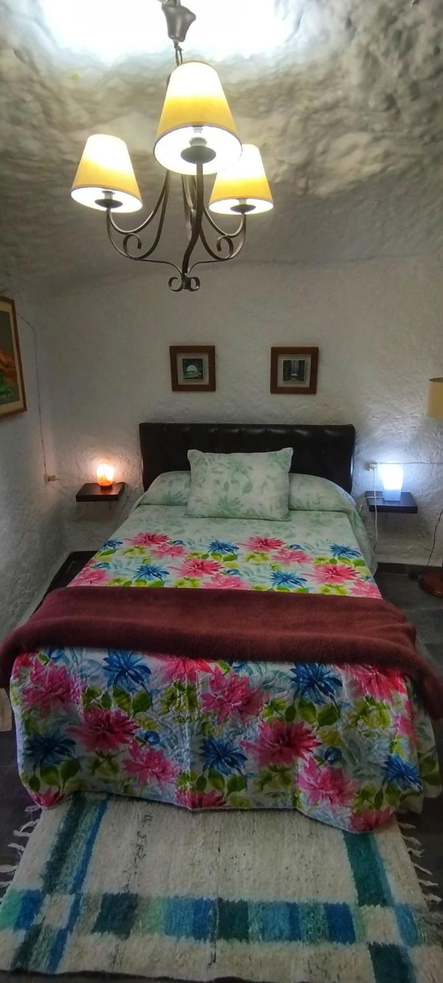 Villa Cueva La Loli Guadix Exterior foto